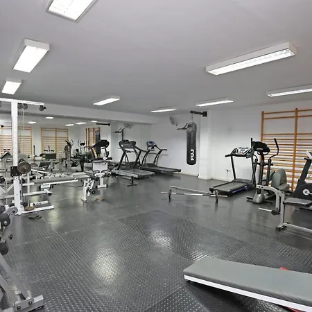 Real - 1 Bedroom Daire *