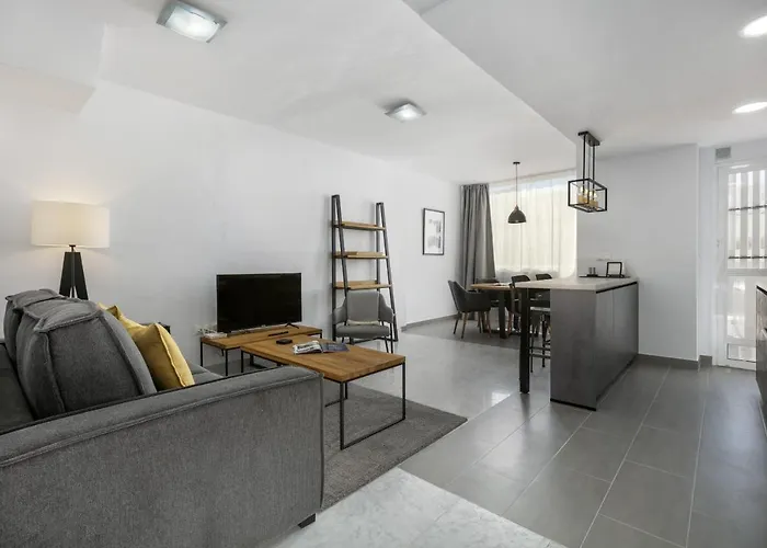 Real - 1 Bedroom By Finest *