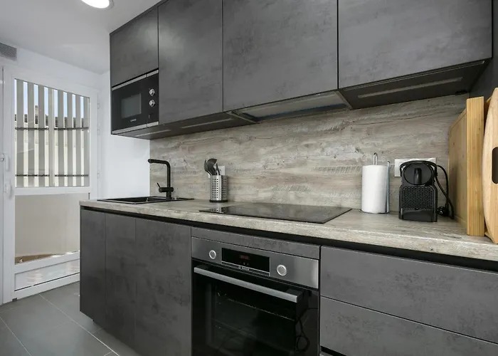 Real - 1 Bedroom By Finest *