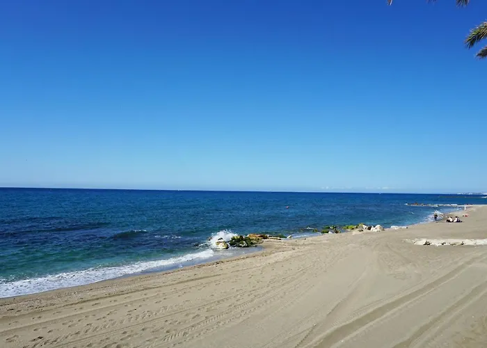 Real - 1 Bedroom By Finest アパート