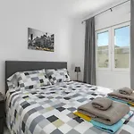 Real - 1 Bedroom By Finest Apartman *