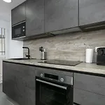 Real - 1 Bedroom By Finest *